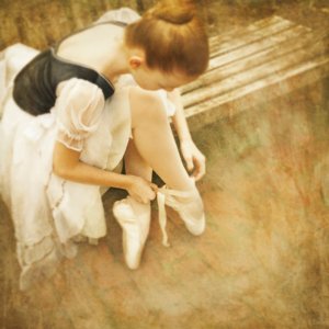 ©2017, Ailene Cuthbertson, Can't help but dance, Giclée print of photograph, 30cm x 30cm